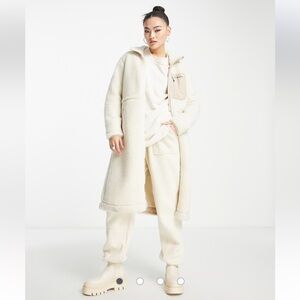 Columbia Women's Cream Teddy Jacket